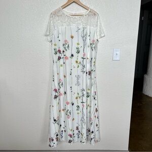 Made with Love Floral and Lace Maxi Dress With Pockets New With Tags